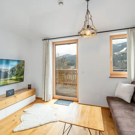 Planaiblick-lodge - By Mynests Apartament